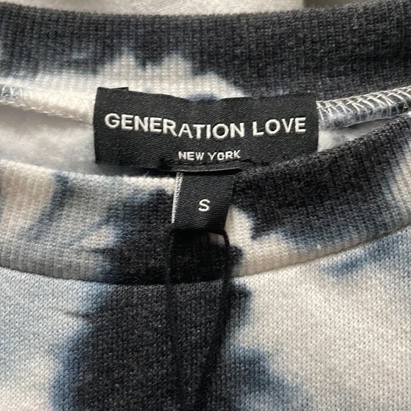 Generation Love Sweatshirt NWT HAVE MATCHING BOTTOMS - Picture 3 of 5